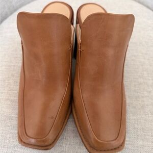 Women’s Tan Leather Mules/Slip-On Shoes